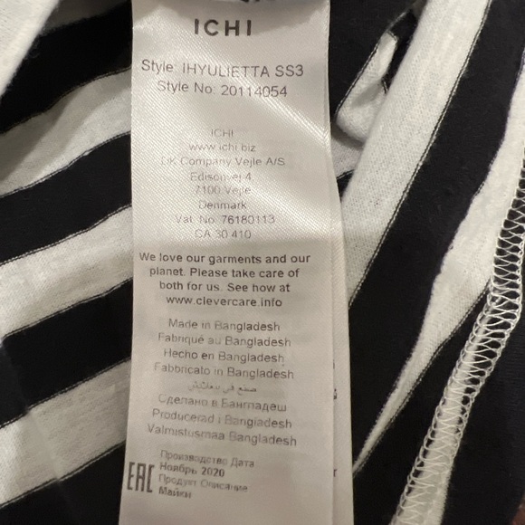 ICHI black and white striped v neck tee - Picture 4 of 8